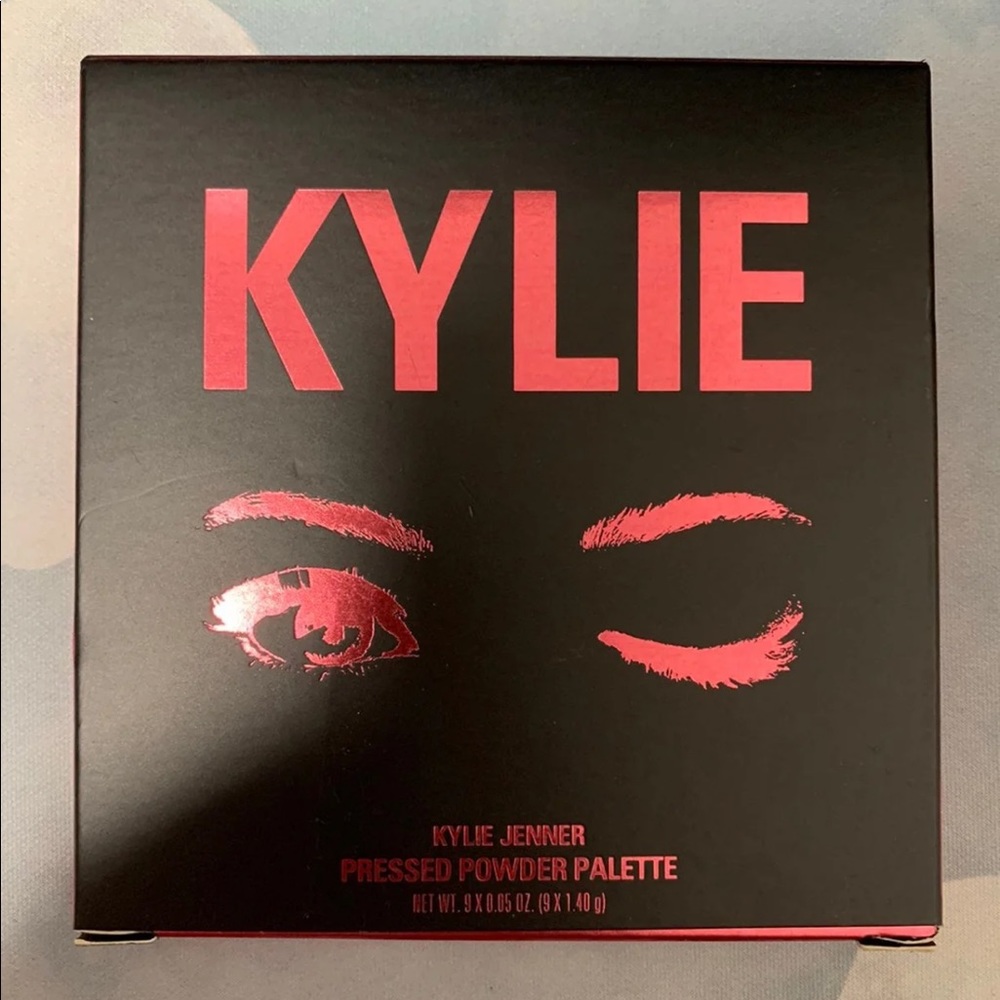 Kylie Burgundy Palette